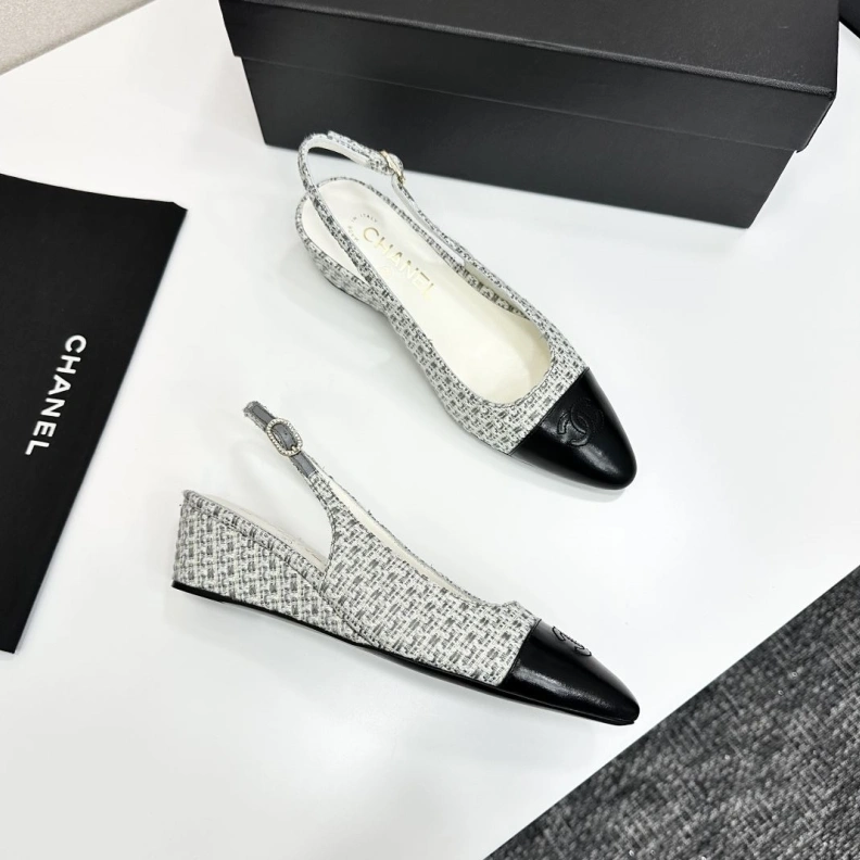Sophisticated Chxnxl Sandals 117869