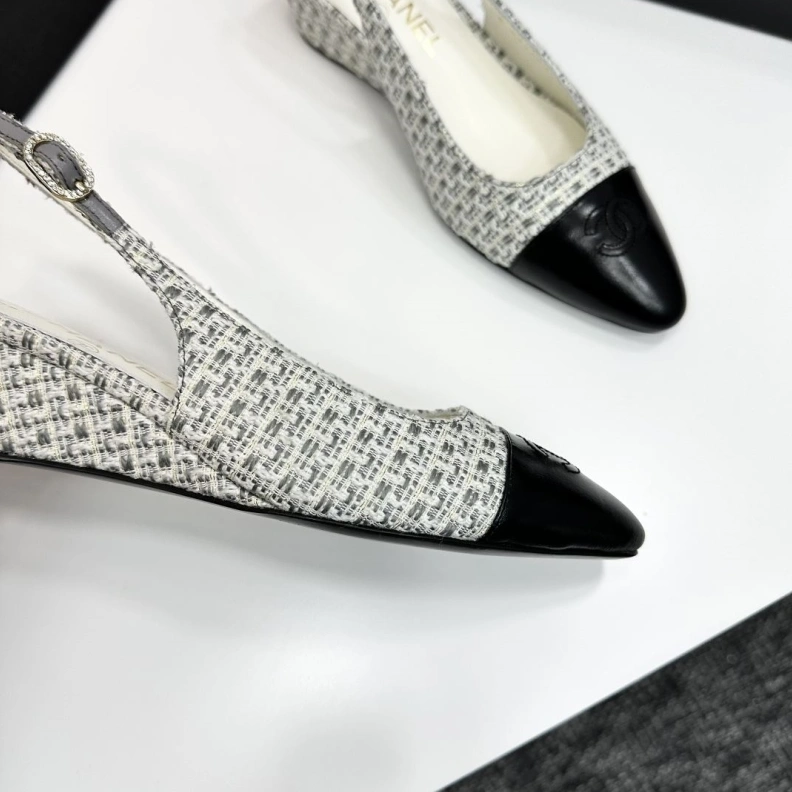 Sophisticated Chxnxl Sandals 117869