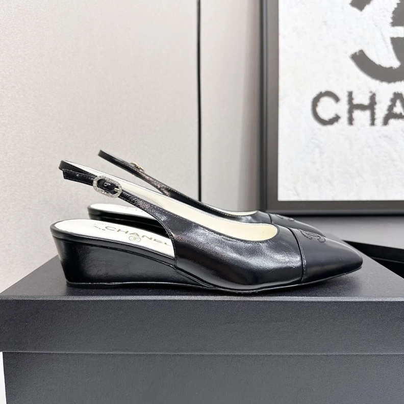 Trendy Chxnxl Sandals 117871