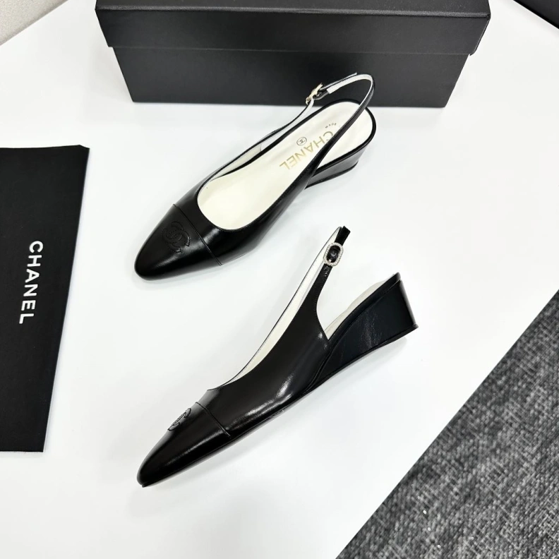 Trendy Chxnxl Sandals 117871