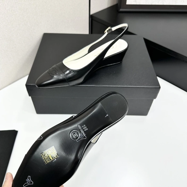 Trendy Chxnxl Sandals 117871
