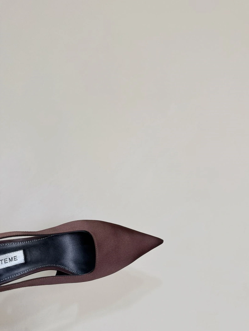 NewStyle Othxr Sandals 209680