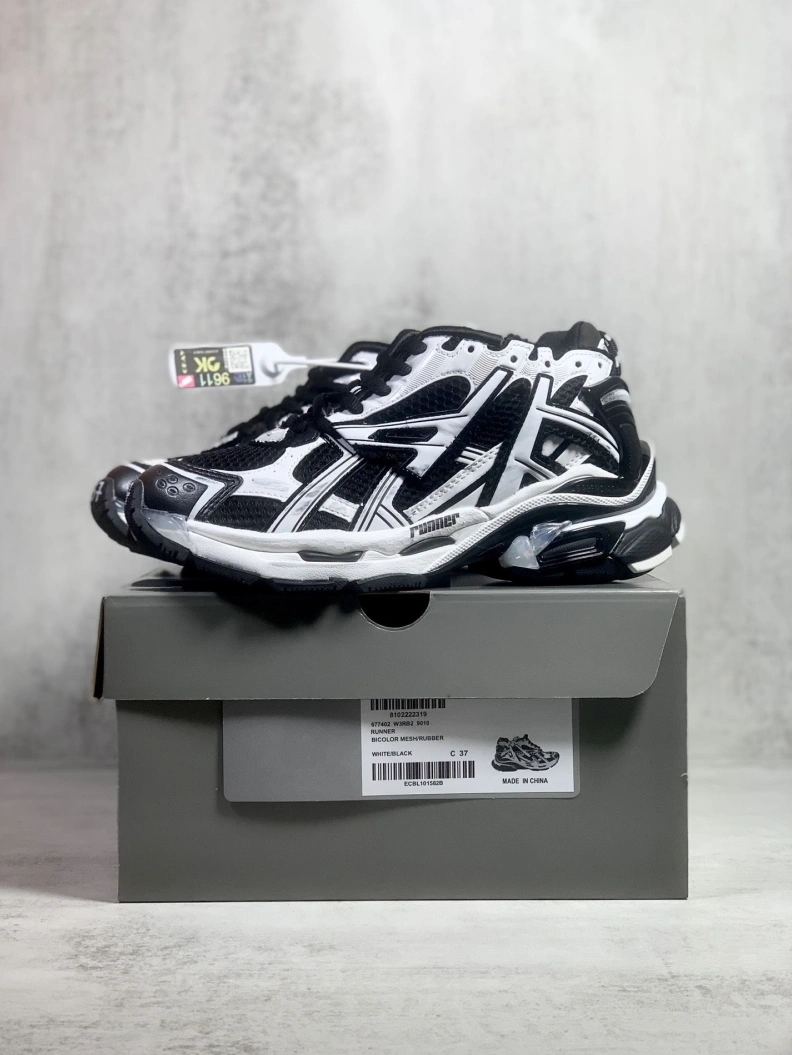 Flexible Bxlxnciaga Casual Shoe 109154