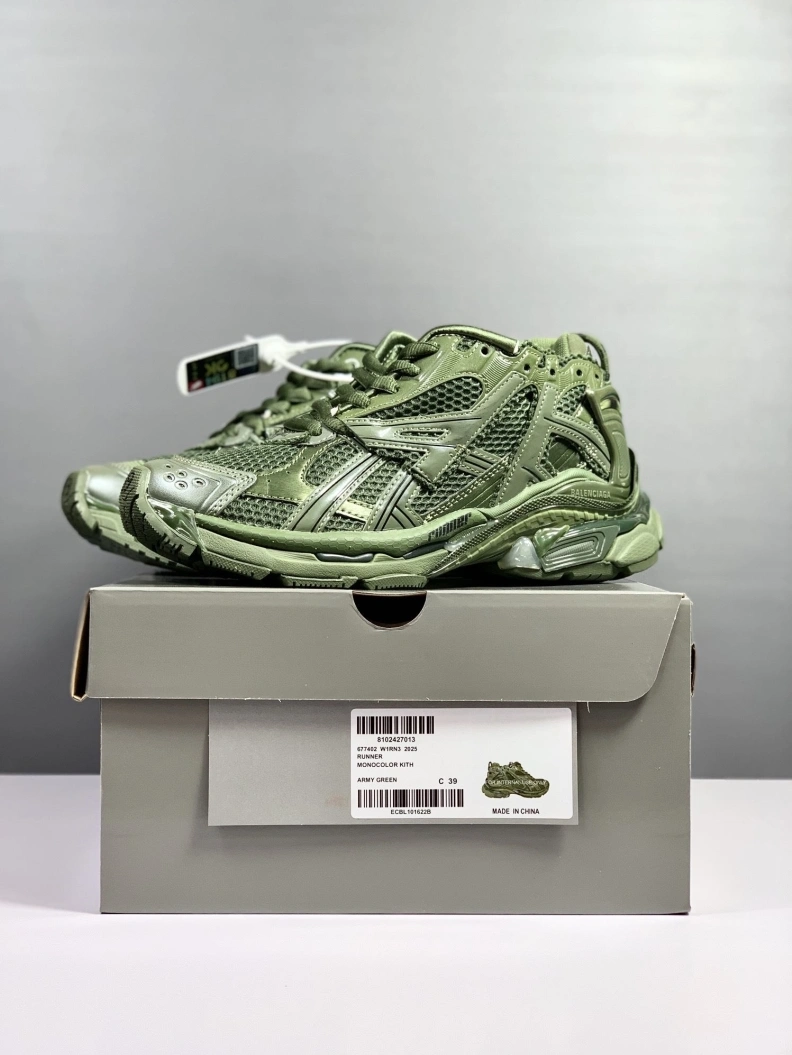 GoAnywhere Bxlxnciaga Casual Shoe 109159