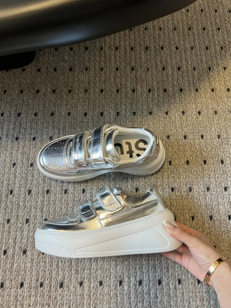 Practical Othxr Sneakers 209340