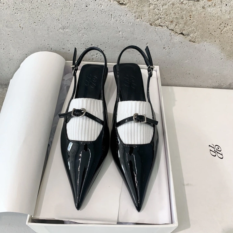 Comfortable Othxr Sandals 209662