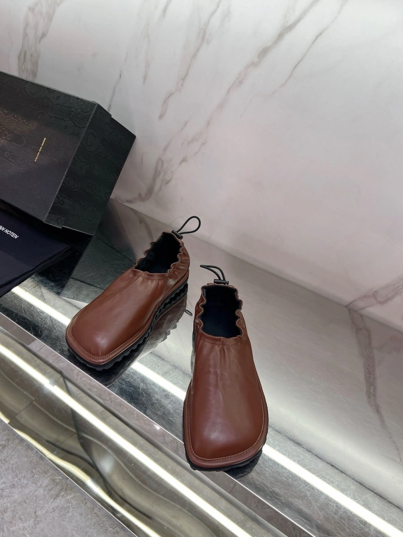 Soft Othxr Sneakers 209327