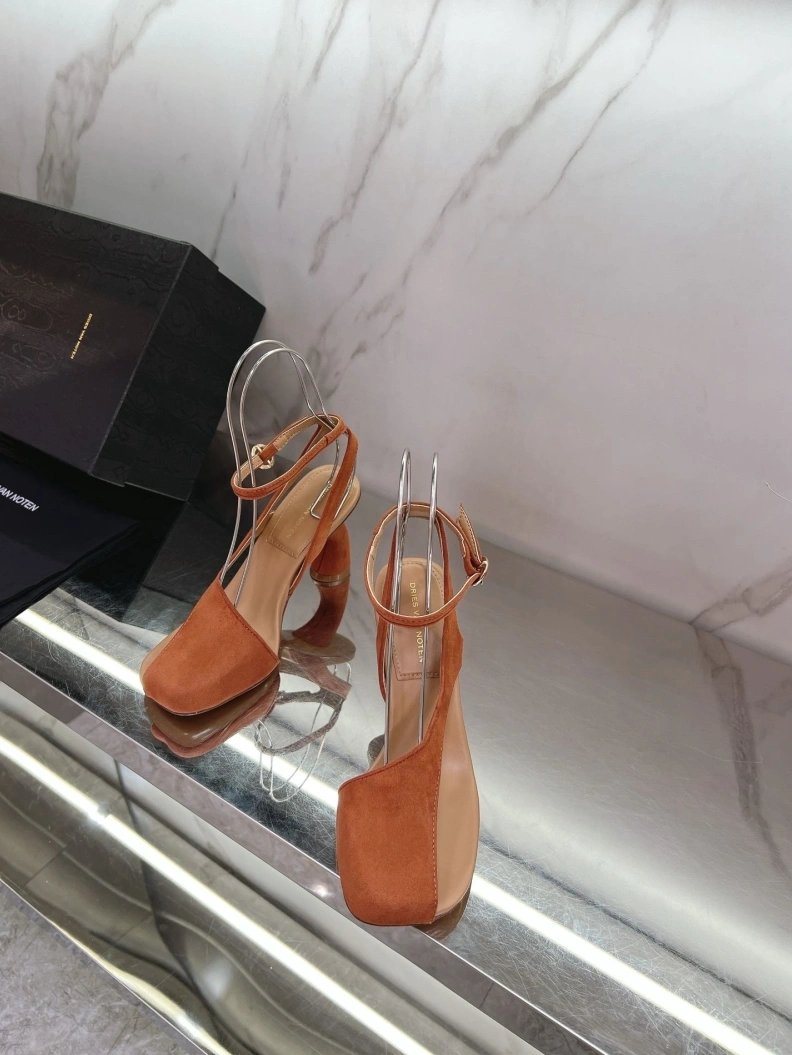 Timeless Othxr Sandals 209654
