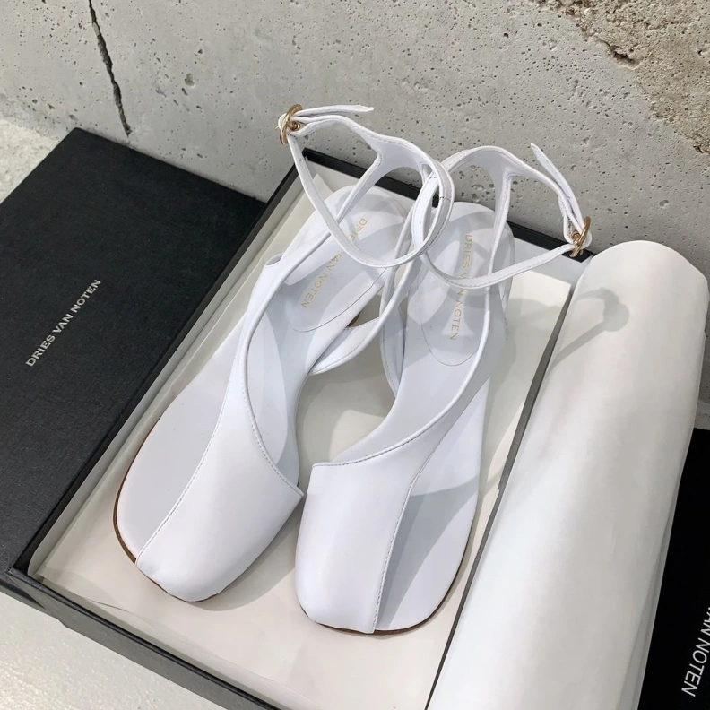 NewStyle Othxr Sandals 209649