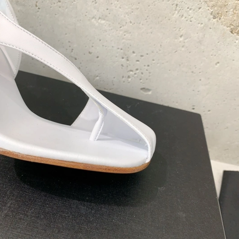 NewStyle Othxr Sandals 209649