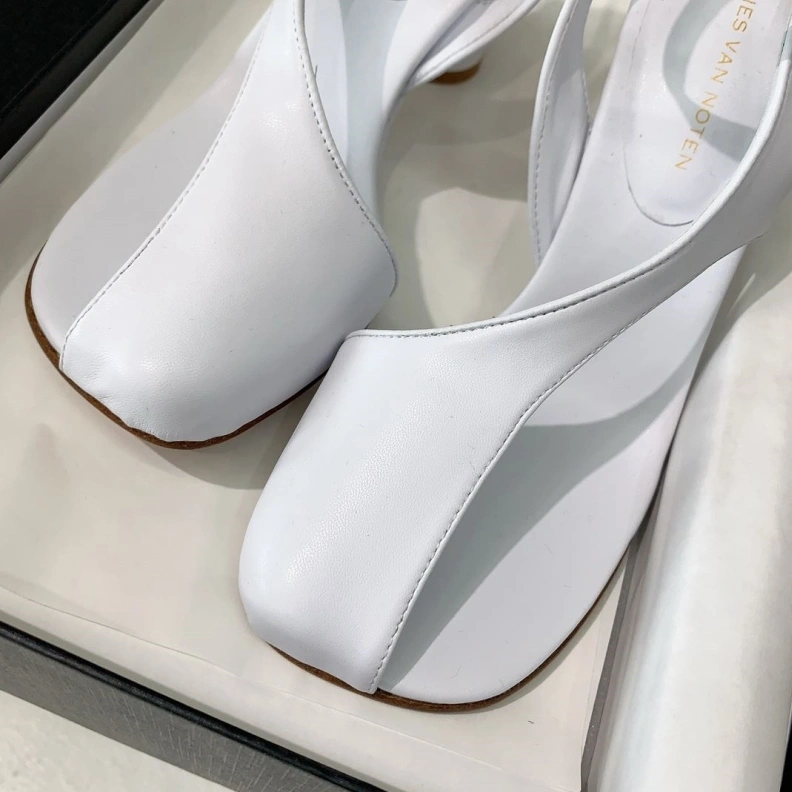 NewStyle Othxr Sandals 209649