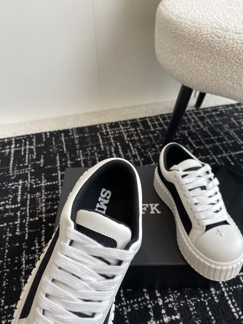 Resilient Othxr Sneakers 209320