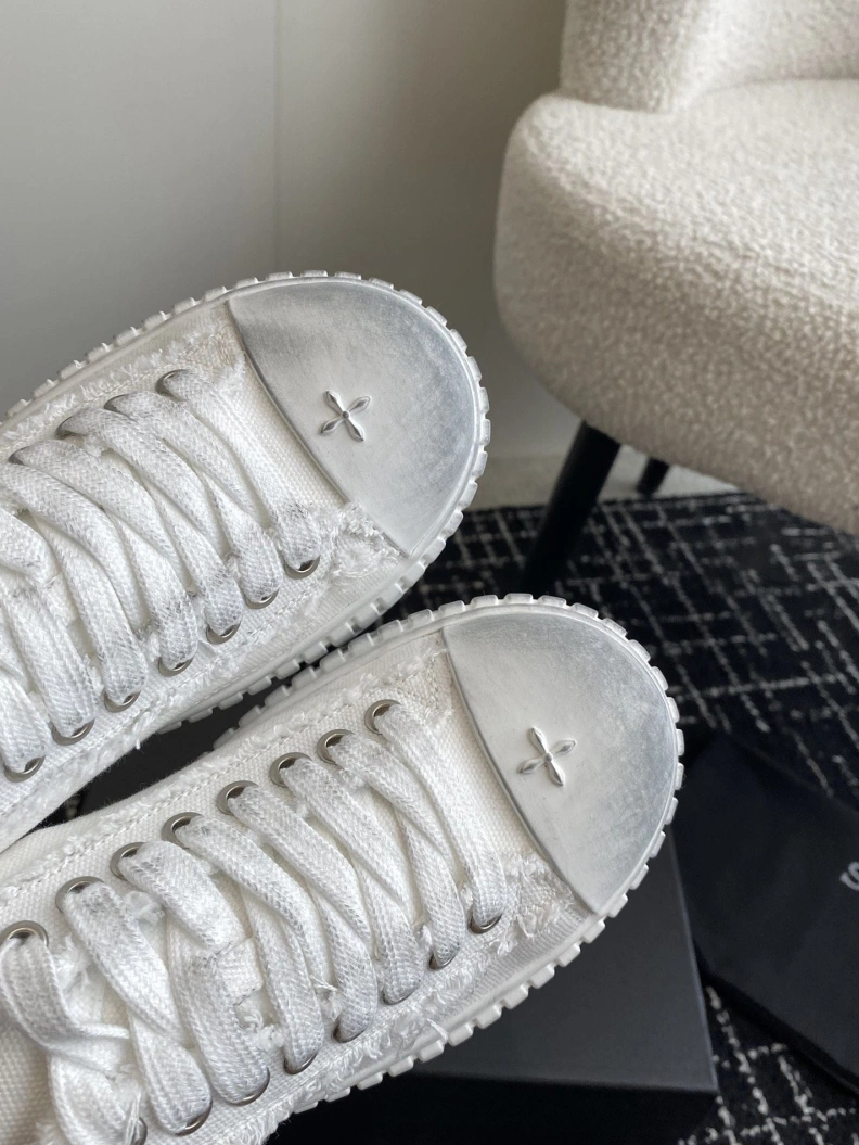 Vibrant Othxr Sneakers 209321