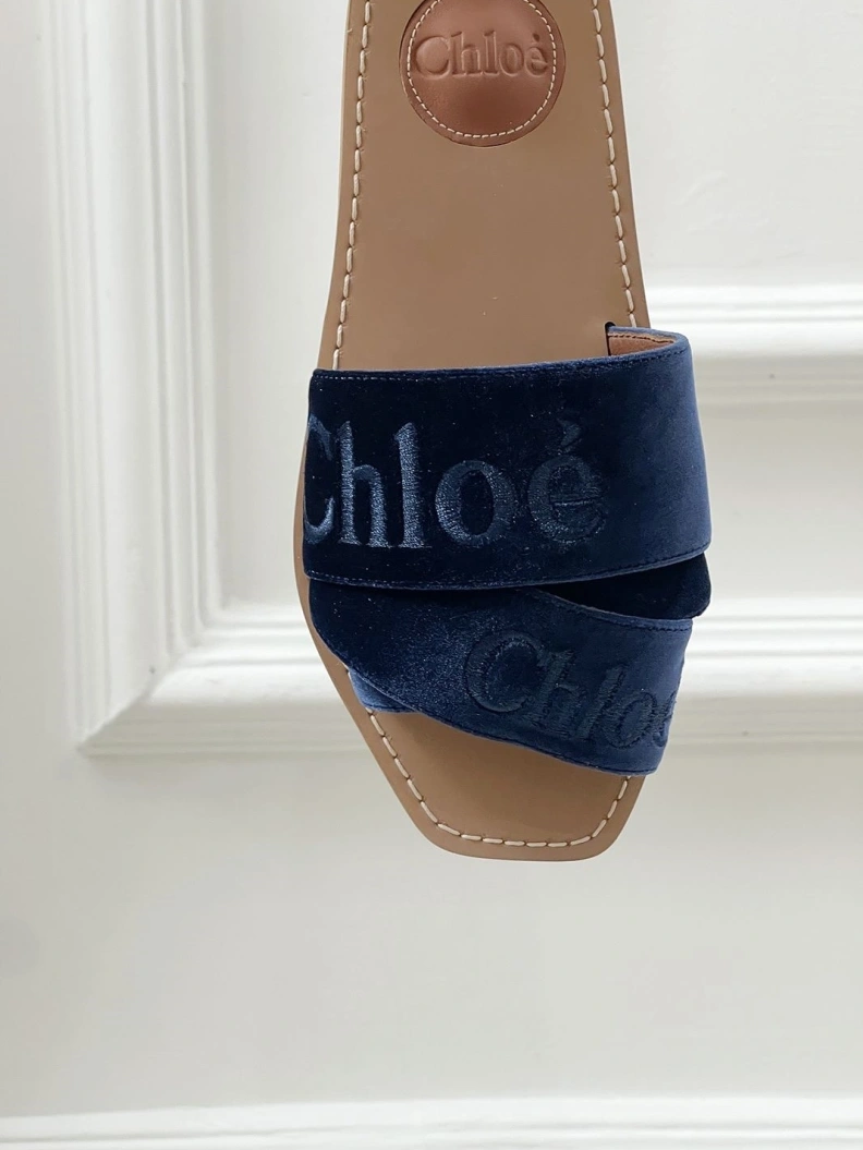 Trendsetting Othxr Slippers 209606