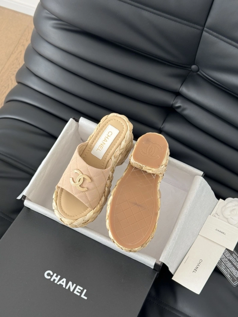 AllSeason Chxnxl Slippers 117826