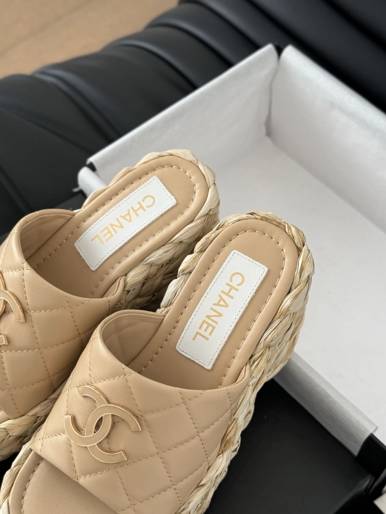 Chxnxl Slippers Bright 117829