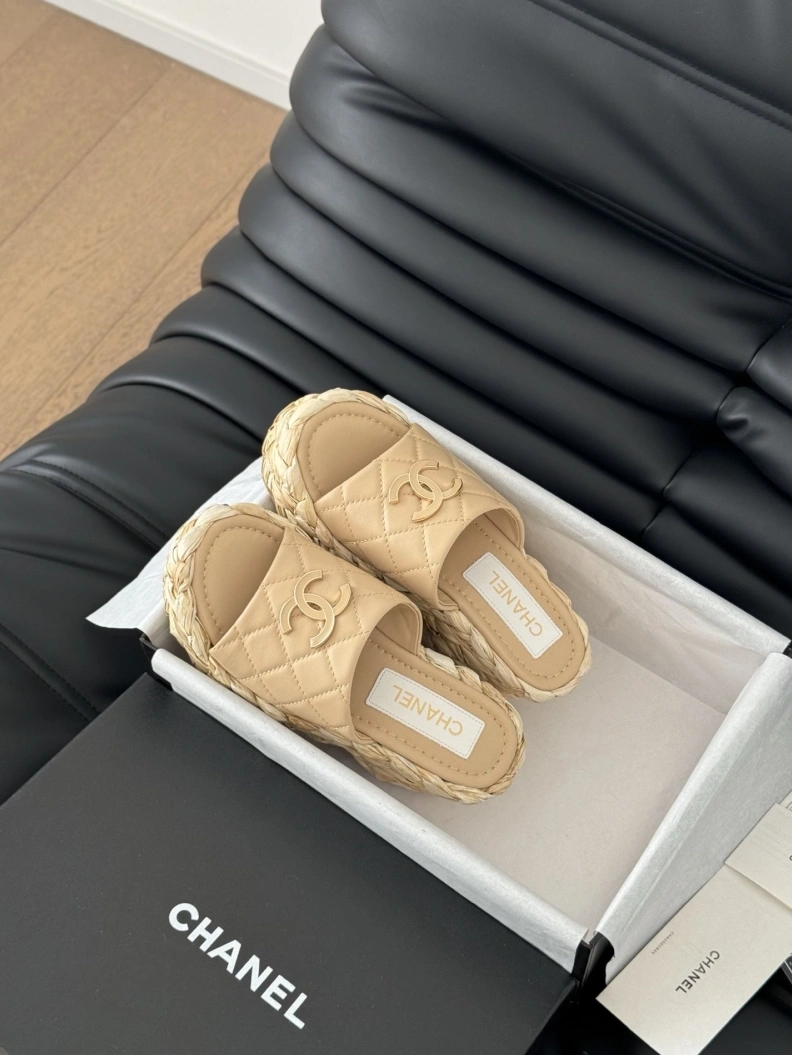 Chxnxl Slippers Bright 117829