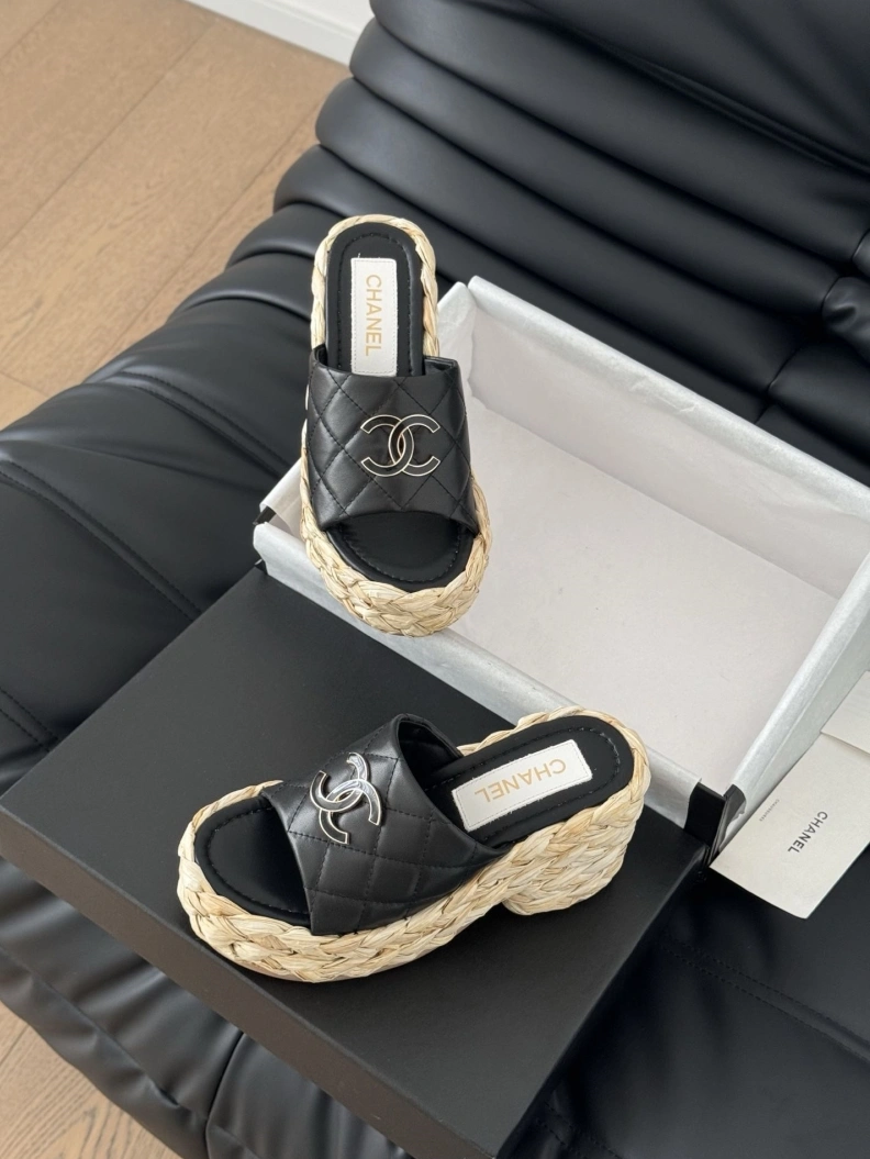 Chxnxl Slippers ModernLook 117802