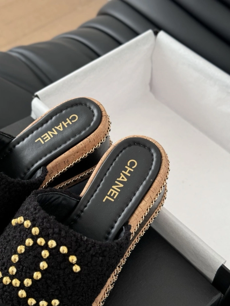 Chxnxl Slippers Practical 117817