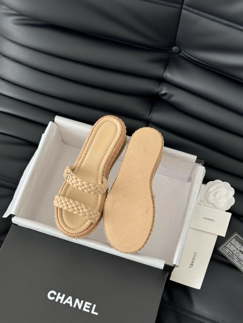 Chxnxl Slippers Sophisticated 117813
