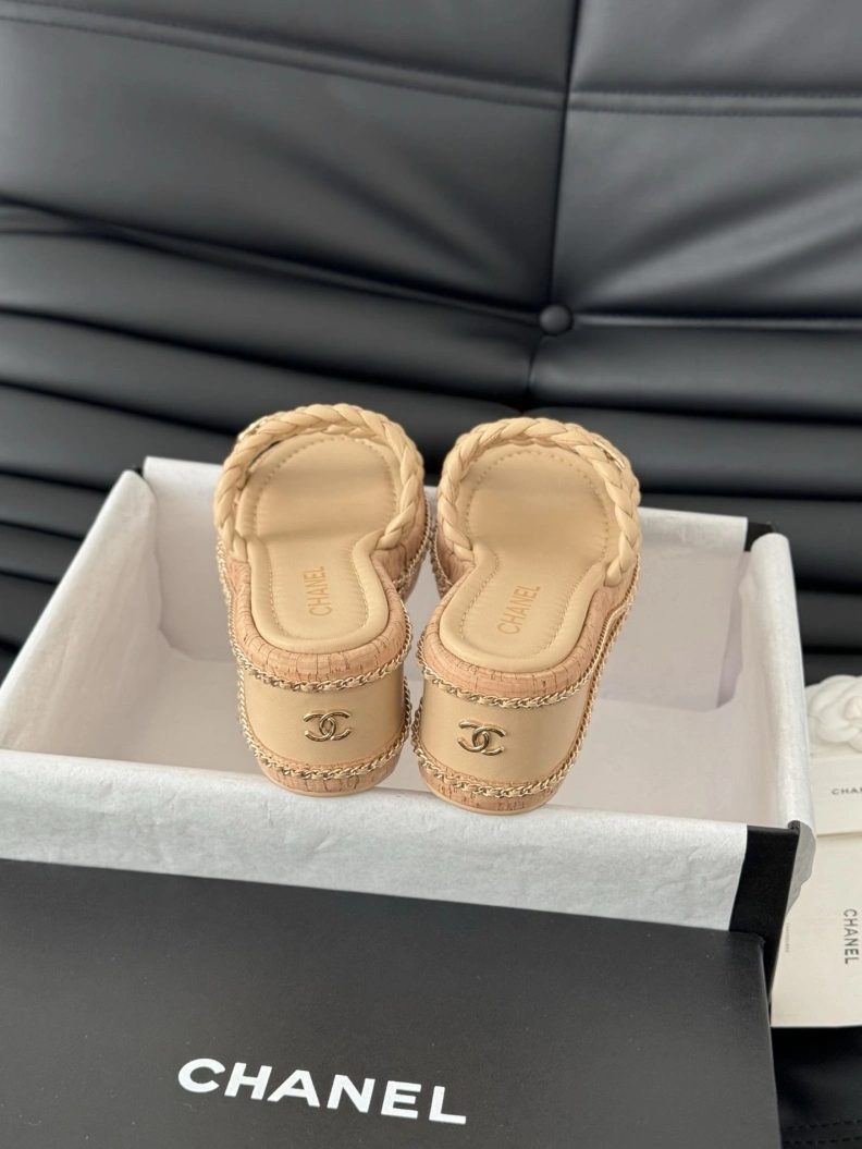 Chxnxl Slippers Sophisticated 117813