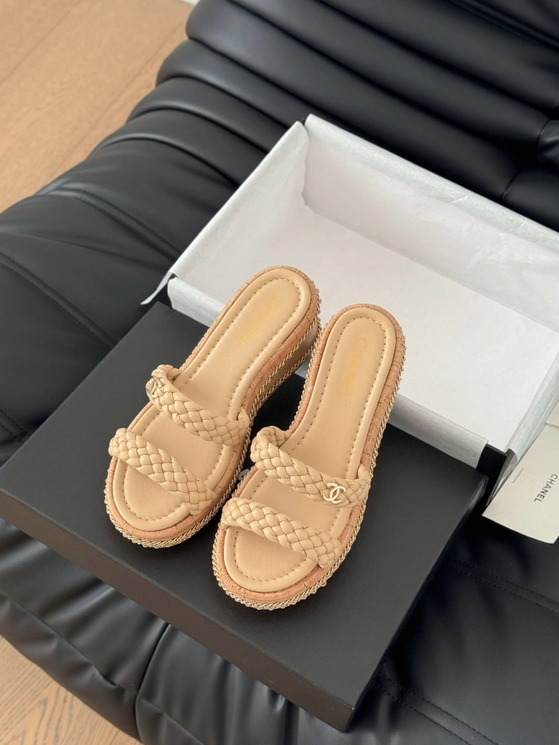 Chxnxl Slippers Sophisticated 117813