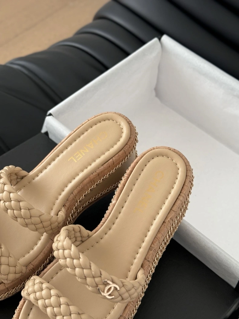 Chxnxl Slippers Sophisticated 117813