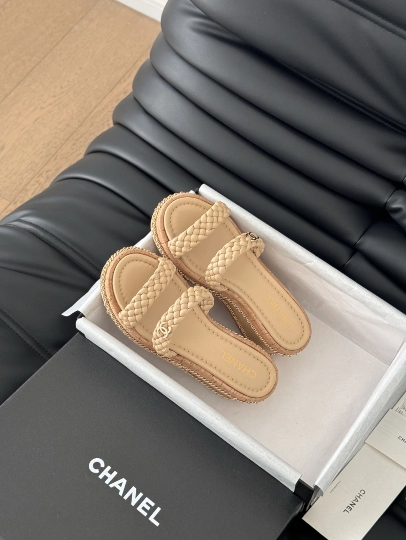 Chxnxl Slippers Sophisticated 117813