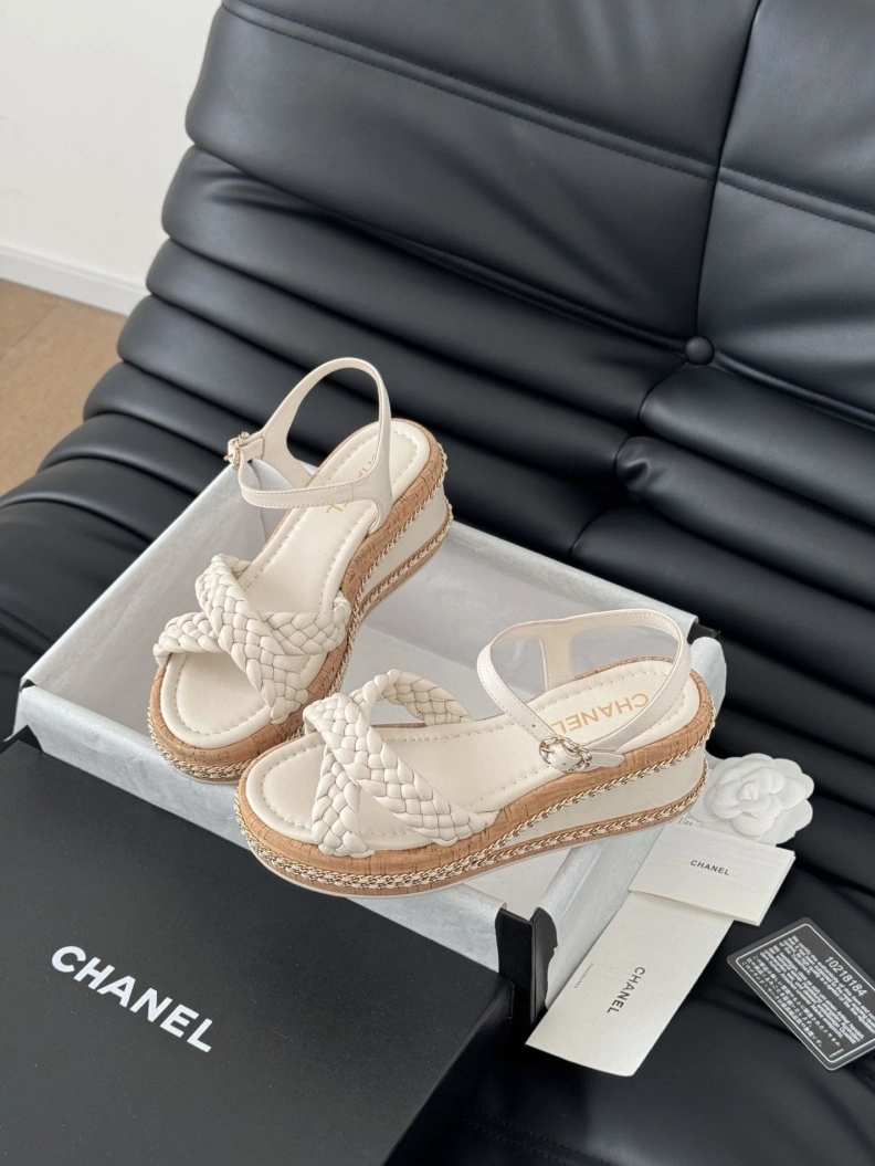 Chxnxl Sandals Vibrant 117863