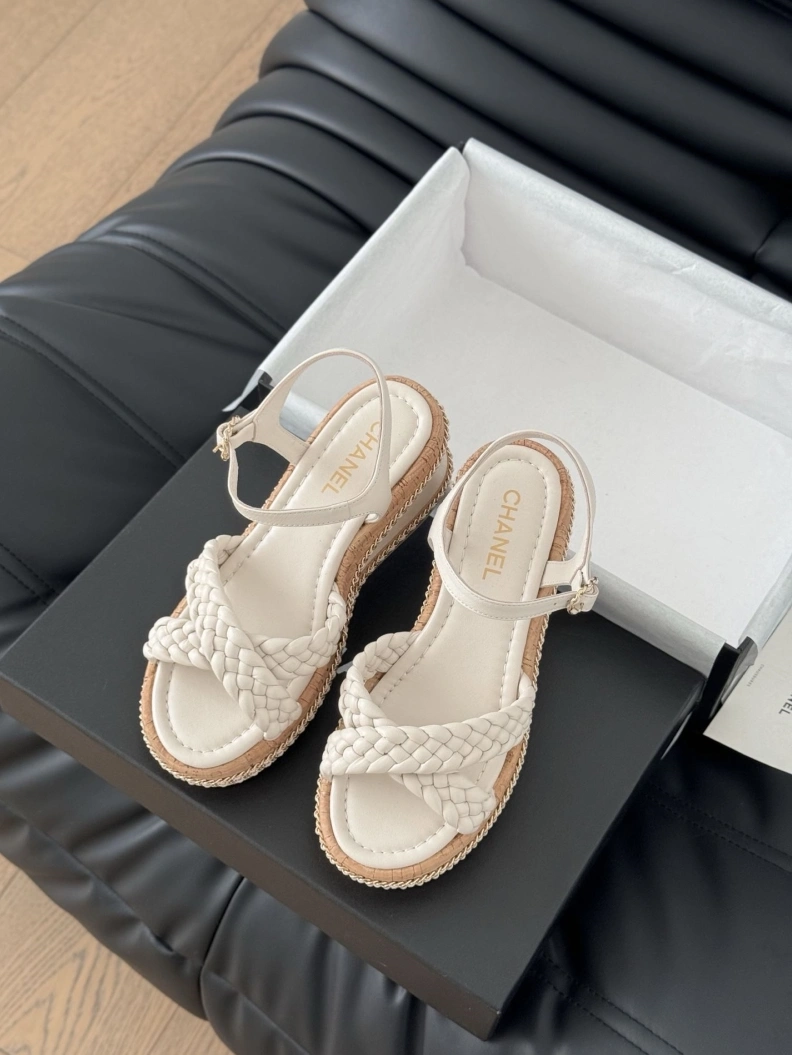 Chxnxl Sandals Vibrant 117863