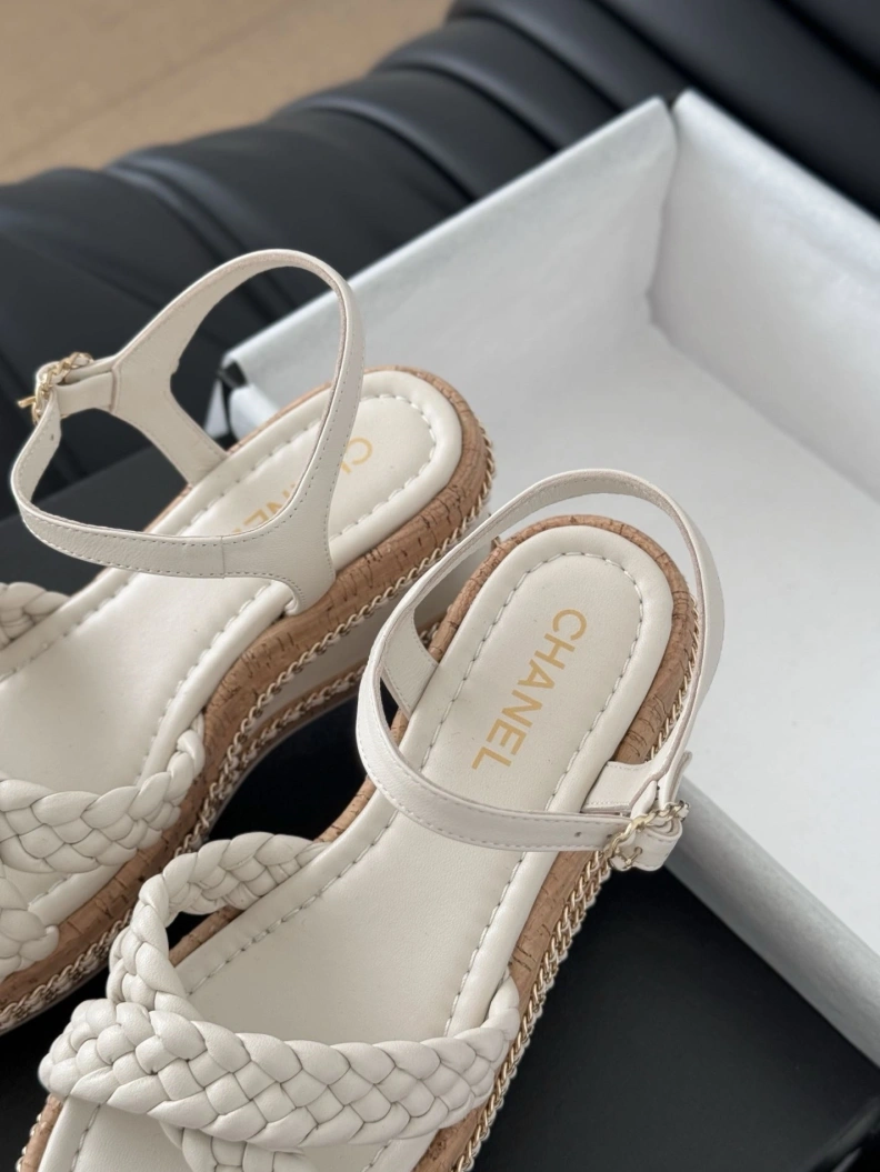 Chxnxl Sandals Vibrant 117863
