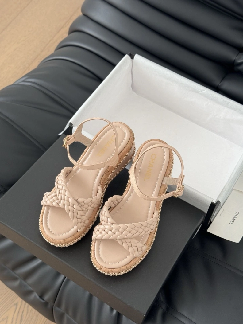 Minimalist Chxnxl Sandals 117848
