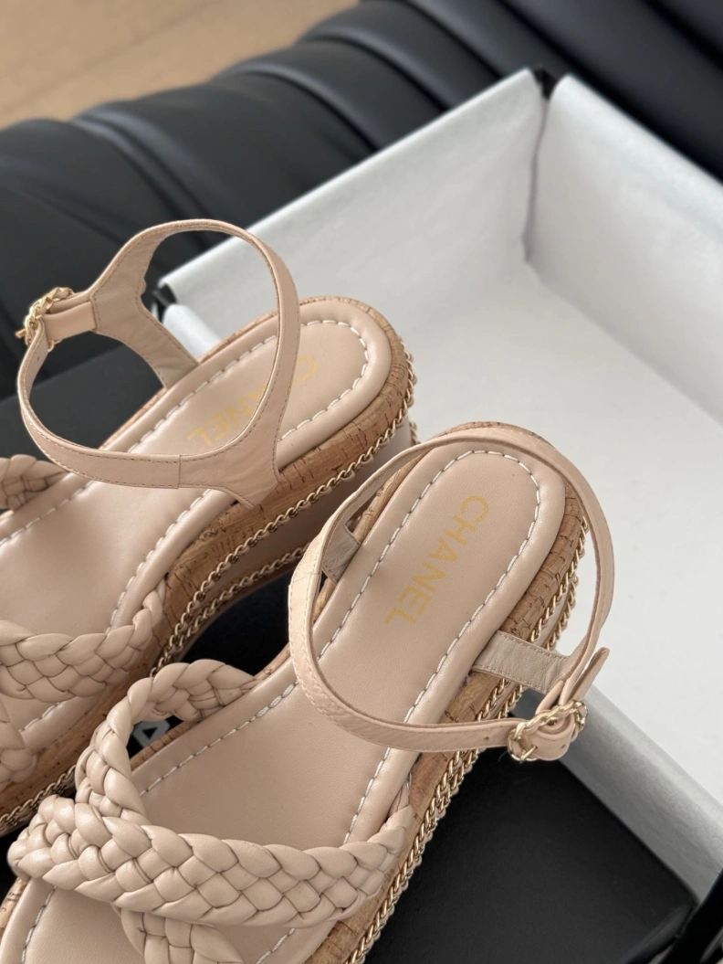 Minimalist Chxnxl Sandals 117848