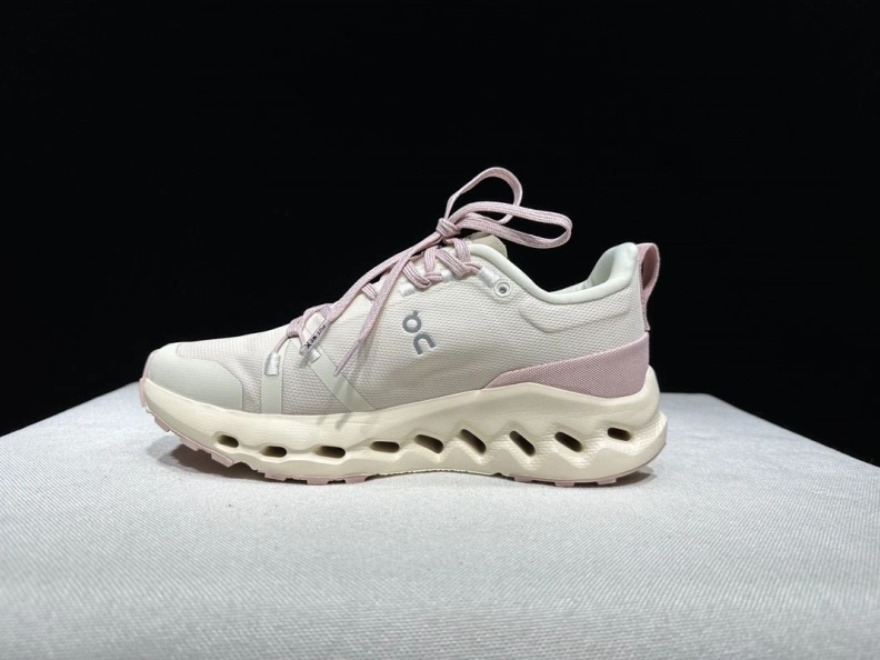 Comfortable Othxr Sneakers 209269