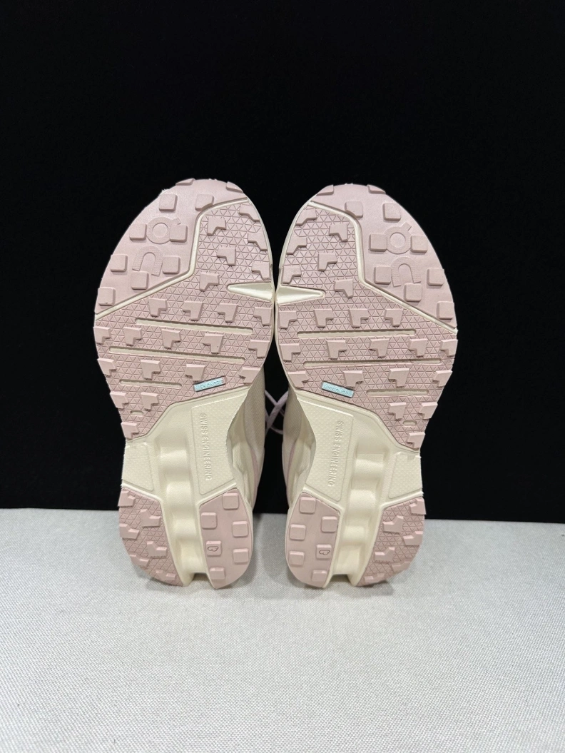 Comfortable Othxr Sneakers 209269