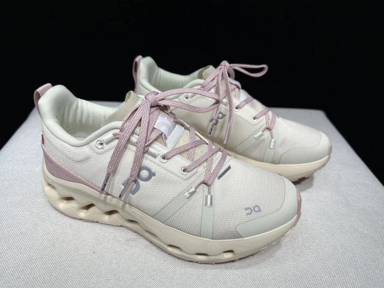 Comfortable Othxr Sneakers 209269