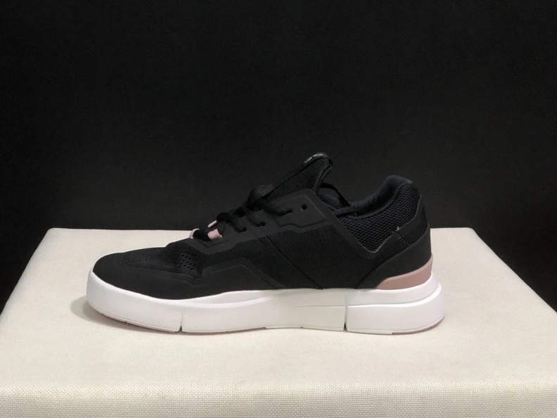 Comfortable Othxr Sneakers 209260