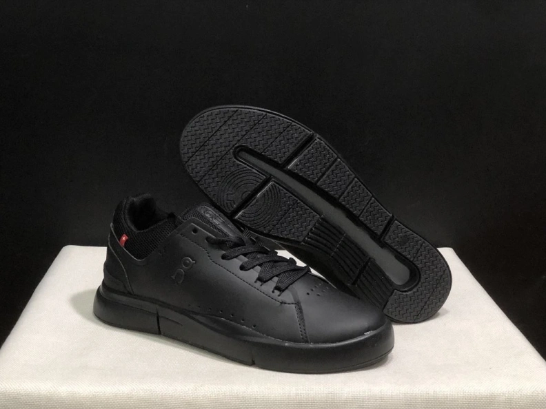 Sleek Othxr Sneakers 209240