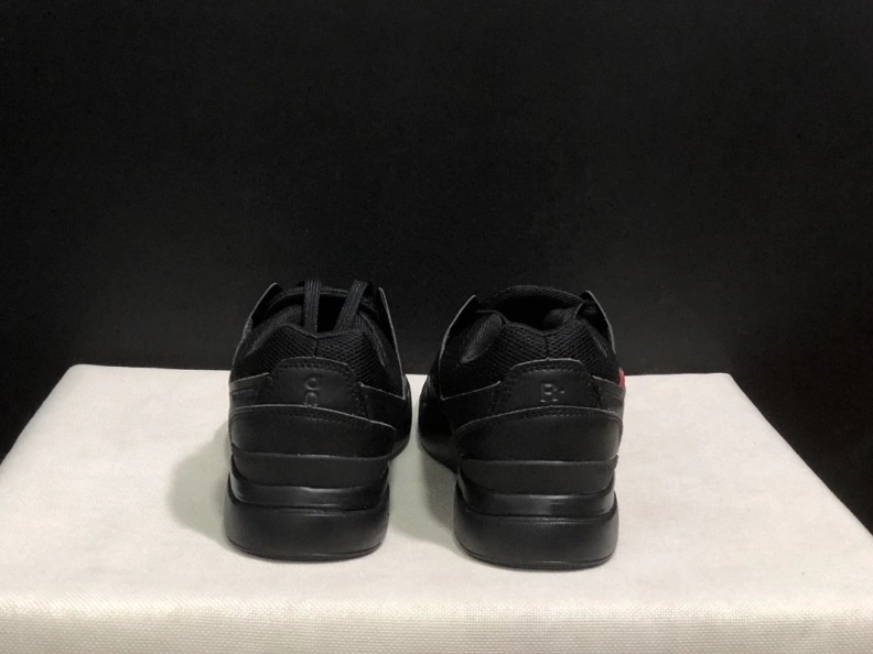 Sleek Othxr Sneakers 209240