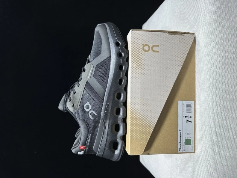 Othxr Sneakers EyeCatching 209161