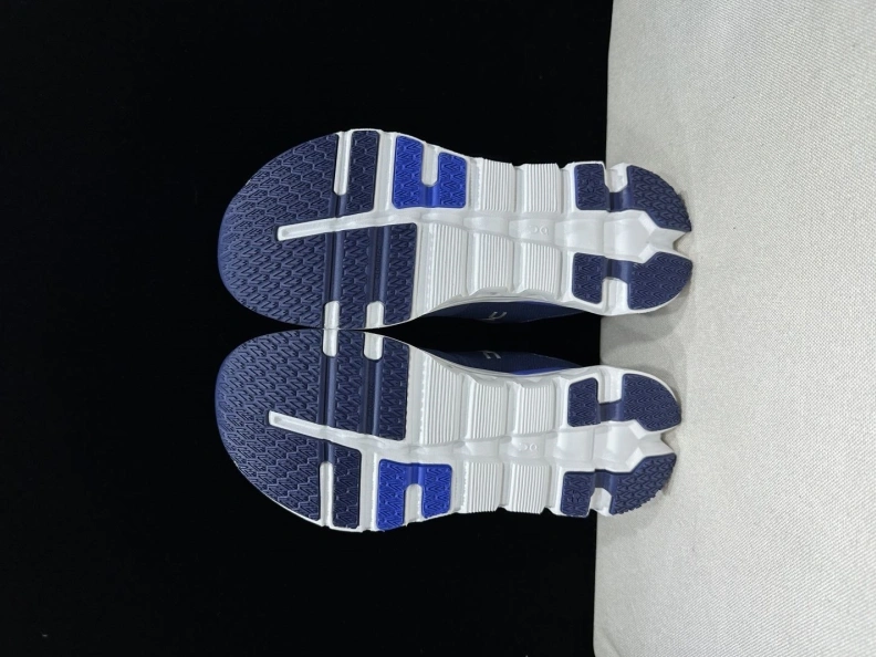 Sleek Othxr Sneakers 209169