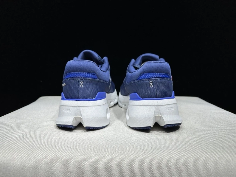Sleek Othxr Sneakers 209169