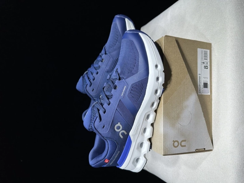 Sleek Othxr Sneakers 209169