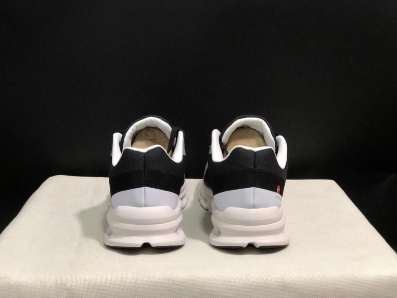 DailyWear Othxr Sneakers 209129
