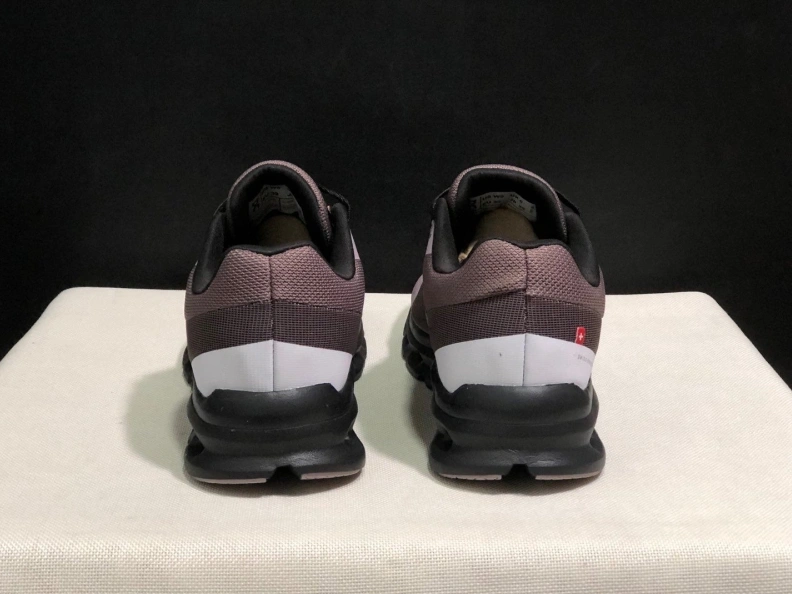 Stylish Othxr Sneakers 209113