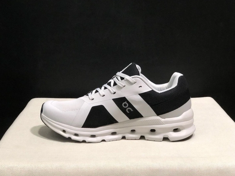 HighQuality Othxr Sneakers 209128