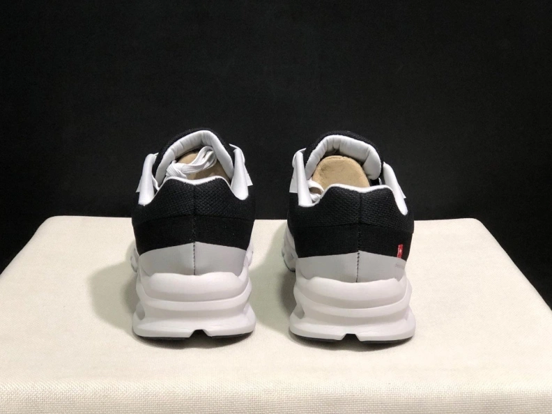 HighQuality Othxr Sneakers 209128