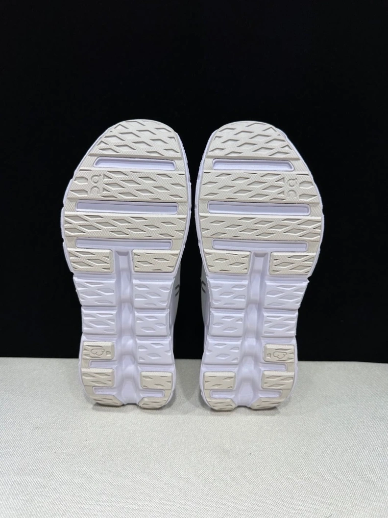 Vibrant Othxr Sneakers 209132