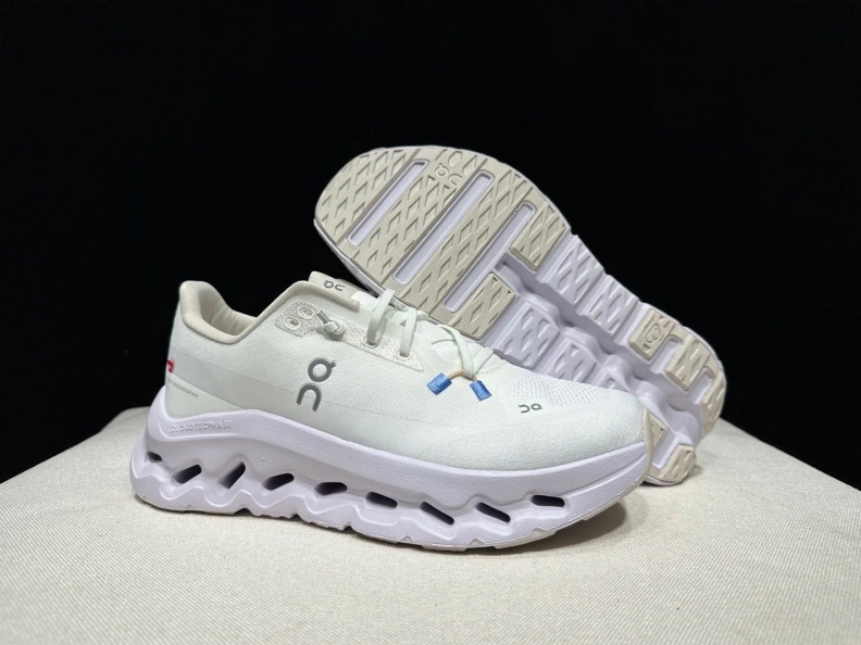 Vibrant Othxr Sneakers 209132