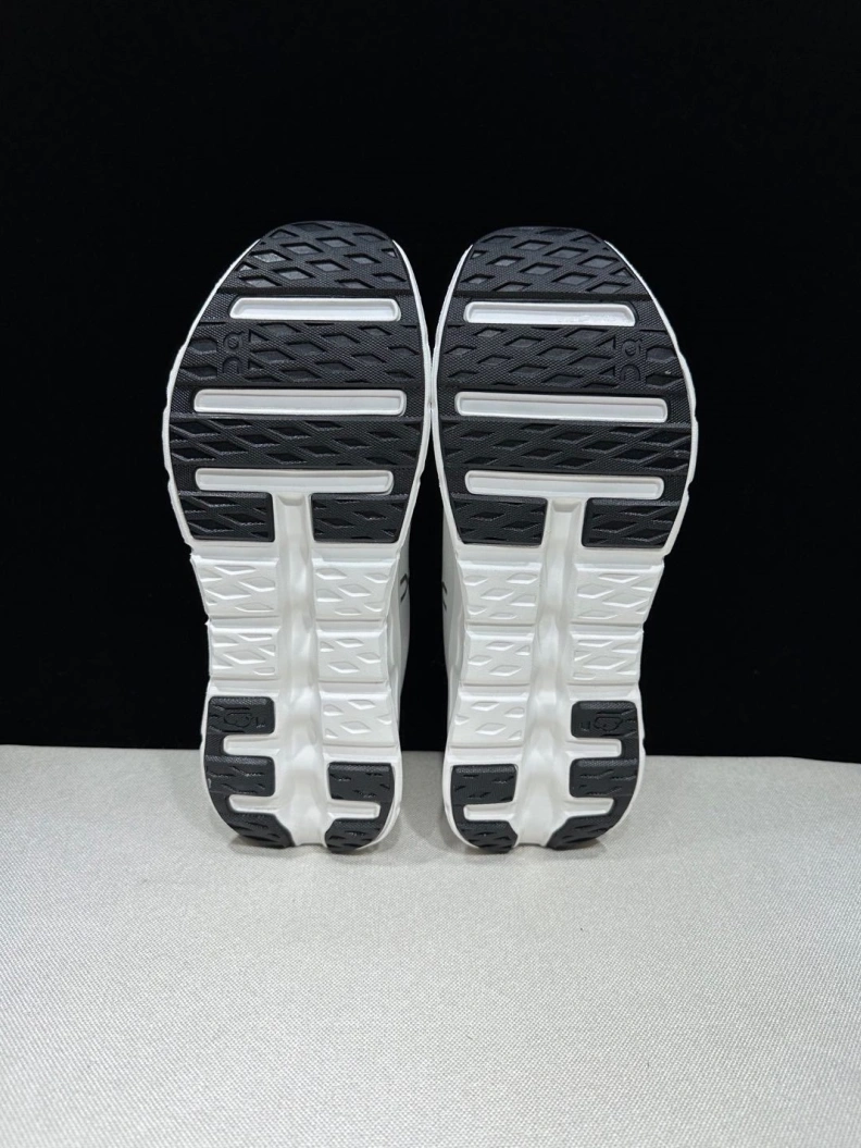 Sleek Othxr Sneakers 209122